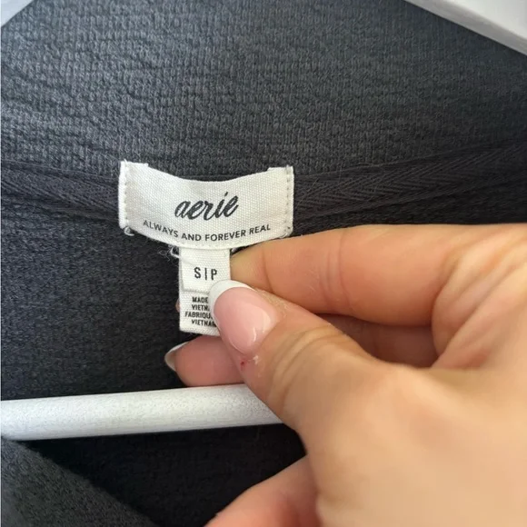 Sold ❌🛍️Aerie Charcoal Gray Sweatshirt Small Oversized - Picture 3 of 5